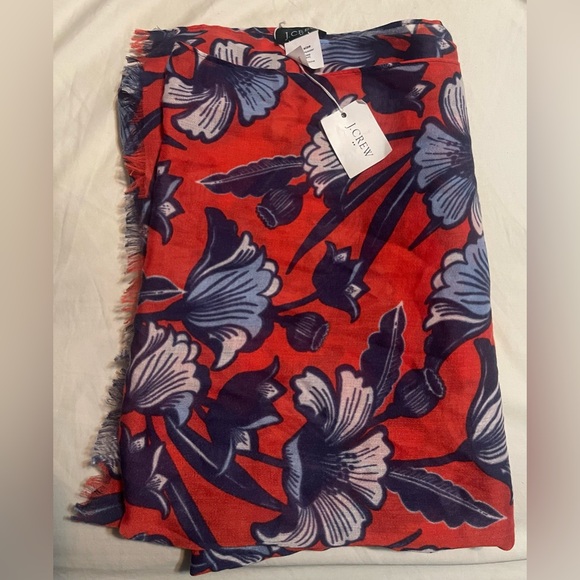 J. Crew Factory Scarf Floral Flower Fringe Wrap Sarong Long 70" x 25" NWT - Picture 4 of 4
